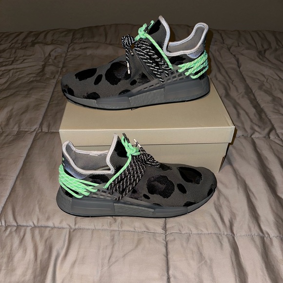 Adidas NMD HU Pharrell Ash Grey - Picture 4 of 9